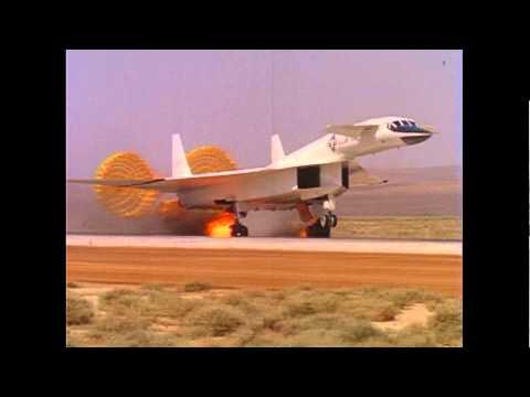 XB-70 Valkyrie Emergency Landing and fire