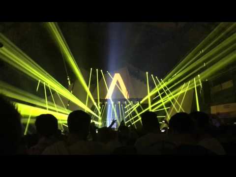 Jauz vs. Route 94 vs. Botnek & Savage Skullz - Feel The Volume Love (Henry Fong Mashup)