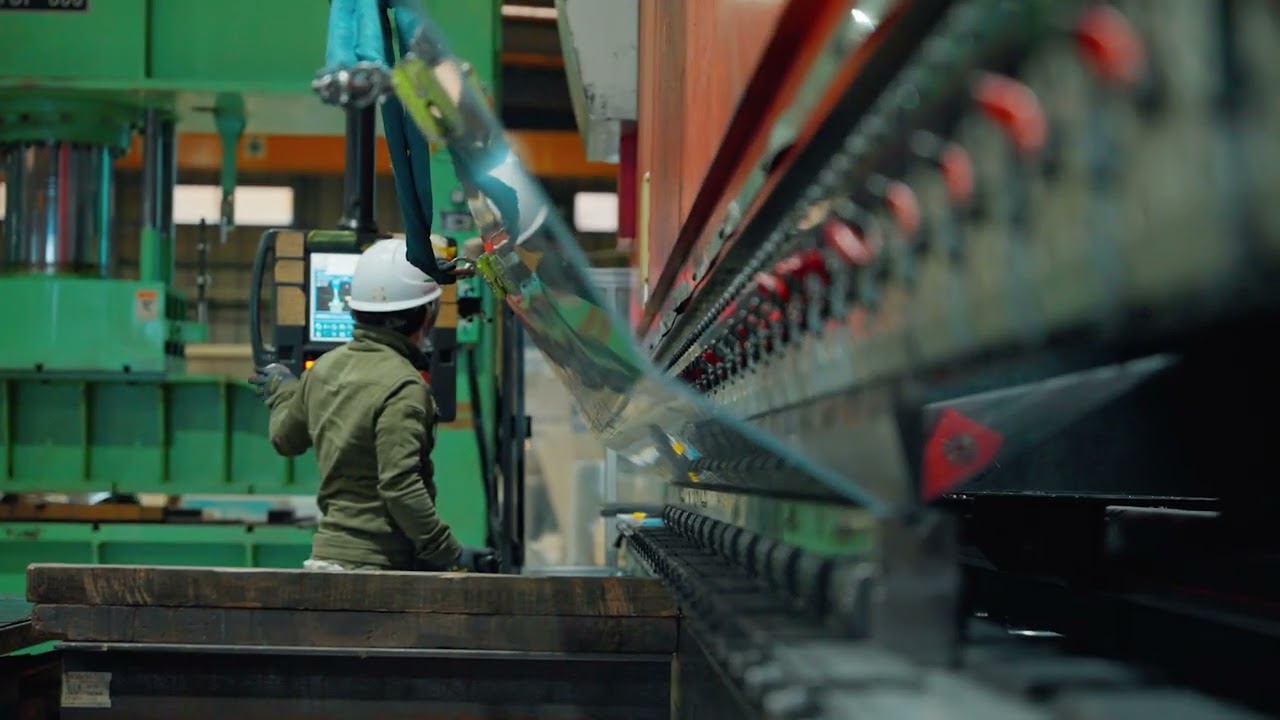 AMADA HD6007NTのムービー再生ボタン