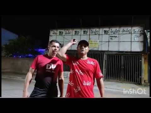 Faka 07 vs Nuno DV em ação visão social de rua pichações do Rio de janeiro #pixo #arteurbano #arte .