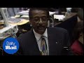 Johnnie Cochran on OJ: If it doesn't fit, you must acquit - Daily Mail