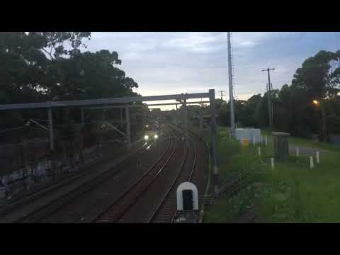 3WB3 loaded steel train from Wollongong heading towards acacia bridge QLD