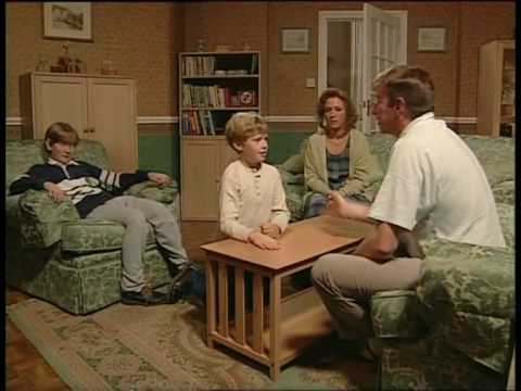 The Fast Show - Competitive Dad - Arm Wrestling