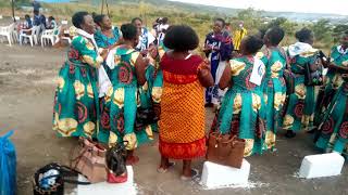 preview picture of video 'Umoja wa Akina Mama wa Kikristo (UMAKI) Anglican Lindi wakiwa Kilwa'