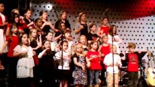 preview picture of video 'Fellowship Forney childrens choir-1'
