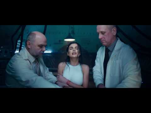 ST x Елена Темникова - Сумасшедший русский (2017)