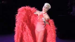 Lady Gaga singing Lush Life at Hollywood Bowl 5.31.15