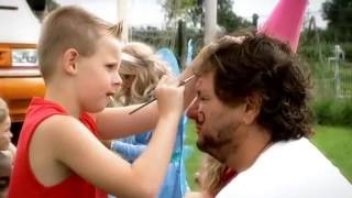 Zo Heppie Music Video