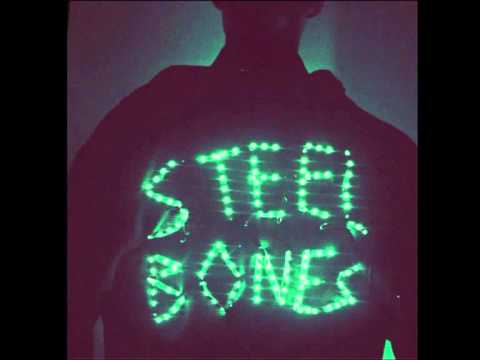 Vuvuvultures - Steel Bones