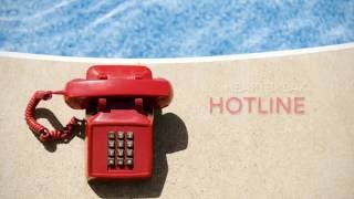 The Pool Kids - "Heartbreak Hotline" (Stonebridge Summa Slaya Radio) - OFFICIAL LYRIC VIDEO