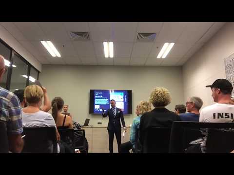 Clarence White - Auctioneer - In-rooms - The Agency Wollongong