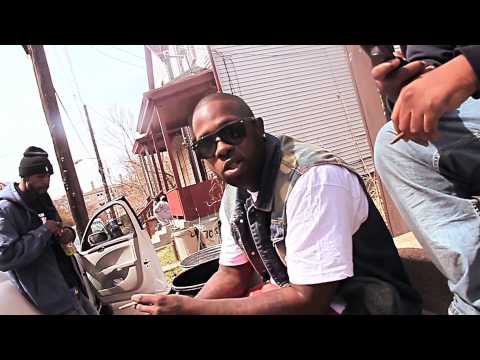 (Official Video) Binky Bandz Feat. Riccy - Target