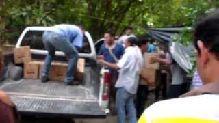 preview picture of video 'Paro Cafetero - Entrega de Alimentos a Caficultores en Boquerón'