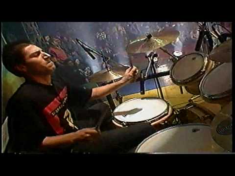 Rodrigo Larach - Baterista (Los Peores de Chile - Guzmanes Swing En Vivo, En La Llave Inglesa)