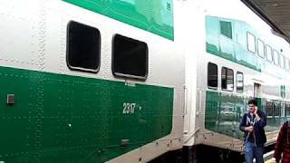 GO 630 Departing Westbound Oakville Oct 21 2010