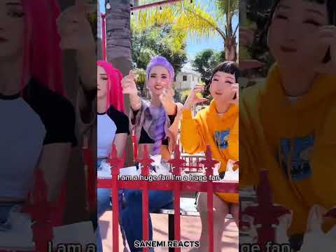 Si yo hablara con NETFLIX sobre Las Guerreras K-Pop así sería 🤣😡