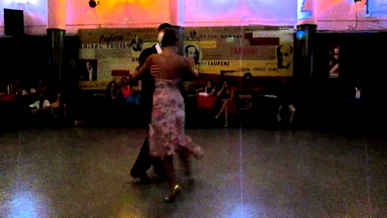 Video thumbnail for SOLEDAD LARRETAPIA Y RICARDO BIGGERI - EXHIBICION DE TANGO - VIVA LA PEPA - CLUB VILLA MALCOLM