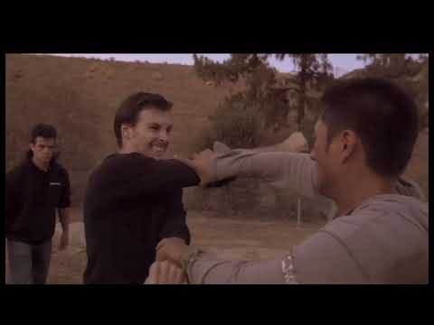 Kidunot- StereoLove ft.Adriana