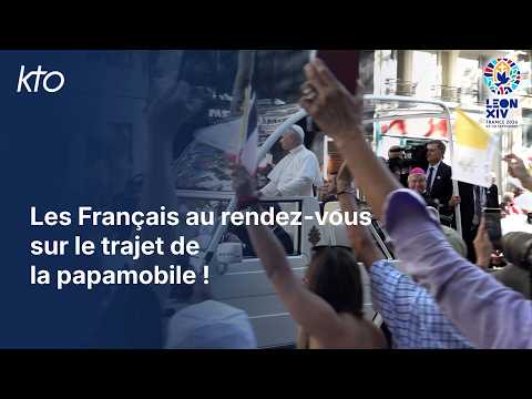 Les Français au rendez-vous sur le trajet de la papamobile !
