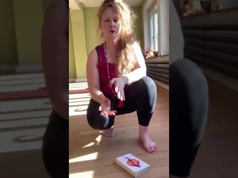 Willkommen zur 40-Tage-OMline-Yoga-Challenge mit BARBARA von loosloo!