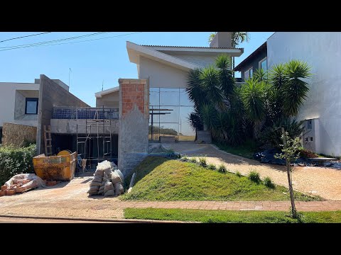 A CASA DO EDU QUE ESTÁ EM REFORMA