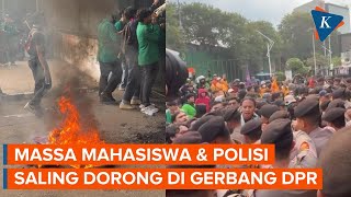 Download lagu Demo Memanas, Massa Mahasiswa Saling Dorong dengan Polisi dan Bakar Ban di Gerbang DPR mp3 Download lagu Demo Memanas, Massa Mahasiswa Saling Dorong dengan Polisi dan Bakar Ban di Gerbang DPR mp3