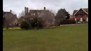 preview picture of video 'kite jumping at frinton'