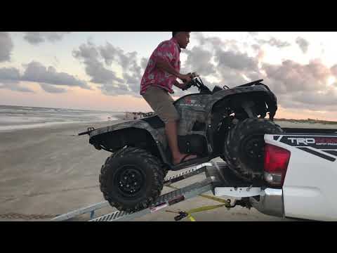 Loading the Grizzly 700 onto Tacoma short bed