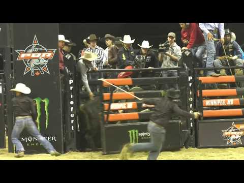 Zane Lambert rides Tykro Liquid Fire for 85 points (PBR)