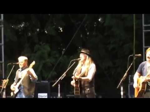 Doobie Brothers (2015) Black Water