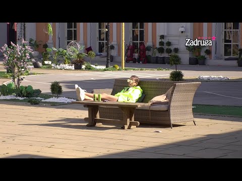 Zadruga 5 - Dalila (hedonista) uživa u suncu razmišljajući - 21.03.2022.