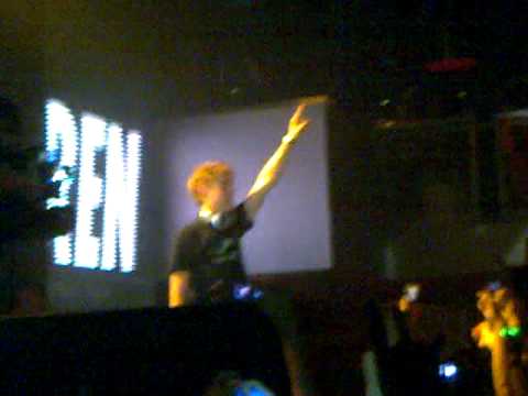 Armin Van Buuren Intro ASOT 450 Toronto, Canada
