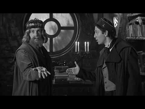 Discworld Tourist Guide Part 3 - Getting Around