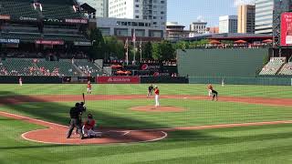 [分享] 張育成本季首轟現場版