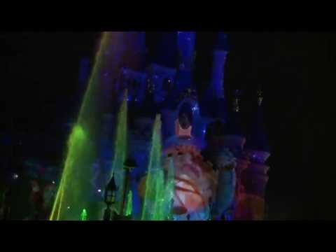 Disneyland  Paris: DISNEY DREAMS®! OF CHRISTMAS
