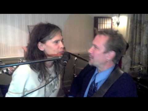 Steven Tyler Sings With Joe Merrick