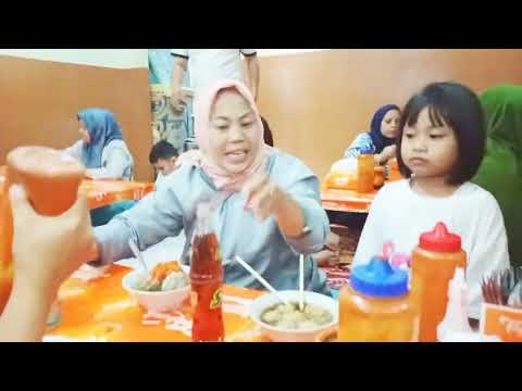 Keluarga Baba H.Saabah Makan Bakso & Mie Ayam Mas Bagong Pangkalan Jati Sabtu 29 April 2023😀😁🤓😎😍👍🇲🇨❤