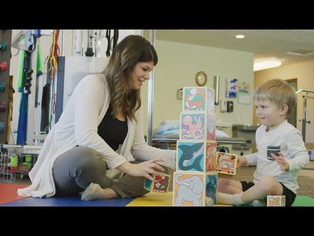 Vídeo relacionado con Land of Stone: Breaking Silence Through Poetry (William Beaumont Hospital Series in Speech and Language Pathology)