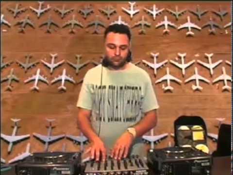 Arram Mantana @ RTS.FM - 16.05.2011