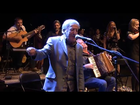 Concerto de The Chieftains en Ortigueira 2014 con Phil Cunninghan, Milladoiro e a Escola de Gaitas