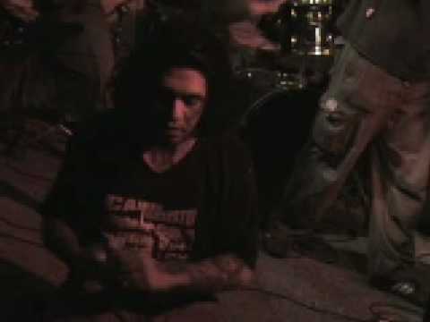 Uzomi - No Festival Do it Yourself