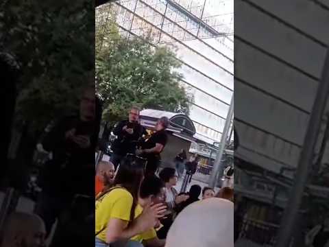 EDUCADORES infantiles cortan la CASTELLANA por la HUELGA #shorts