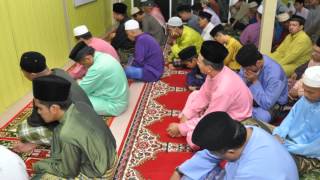 preview picture of video 'Aidilfitri Masjid LP   30 Ogos 2011'