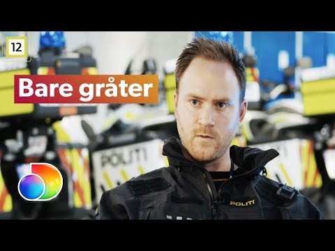 Ung sjåfør knekker helt sammen da han mister førerkortet sitt | Politiet Tango 38 | discovery+ Norge