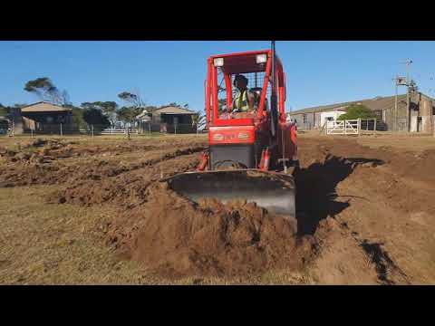 MD35 Compact Dozer/Kruiptrekker - Mini Dozers For Sale by MCM South Africa - Eastwind Type