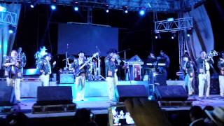 Grupo laberinto en durango la belleza negra