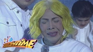 It&#39;s Showtime: Vice Ganda gets emotional as he shares his memories with Franco