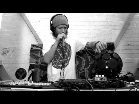 MC Xander Performance - Bass Music