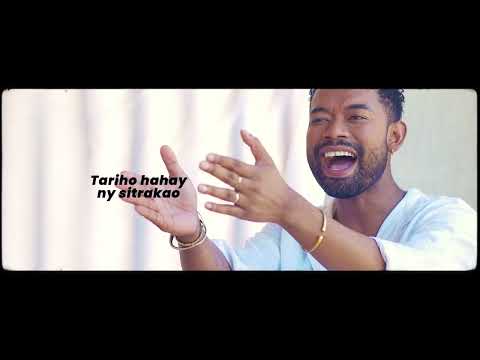 D-LAIN  TSARA IANAO (Official Lyrics Video 2024)