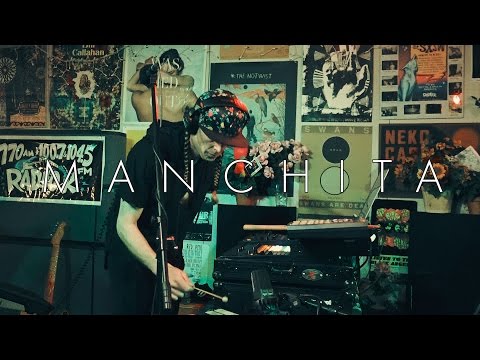 Manchita with Bionik - "Head Right" (Live on Radio K)